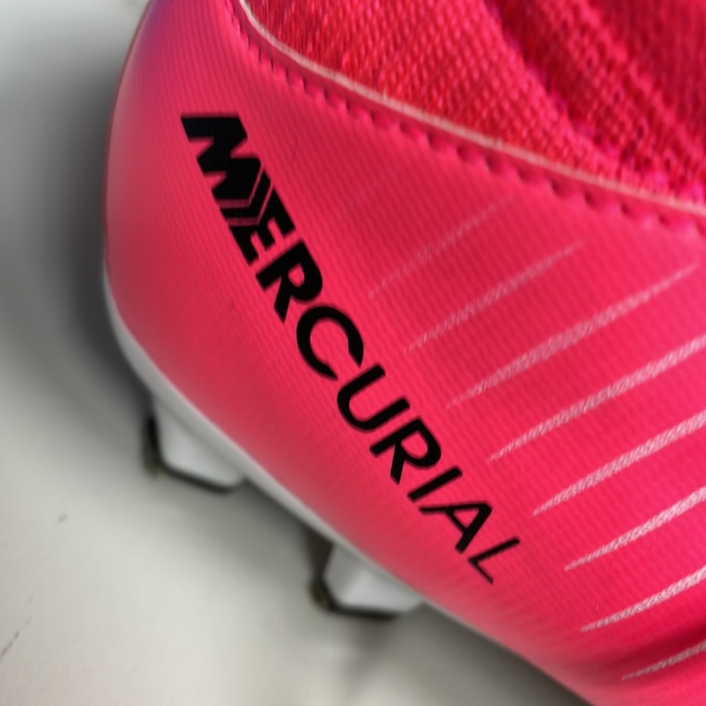 Mercurial cleats - Picture 2 of 2